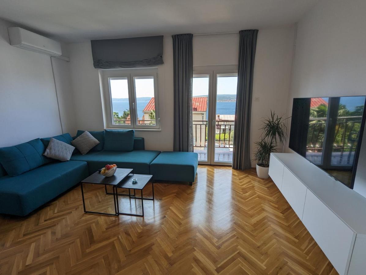 Apartment Arya Crikvenica Bagian luar foto